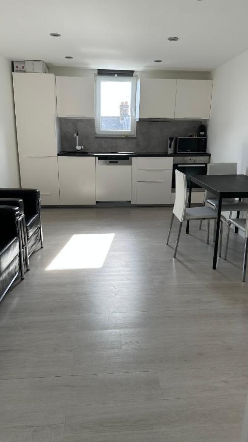 Stunning New 1 Bedroom Apartment ลอนดอน ภายนอก รูปภาพ